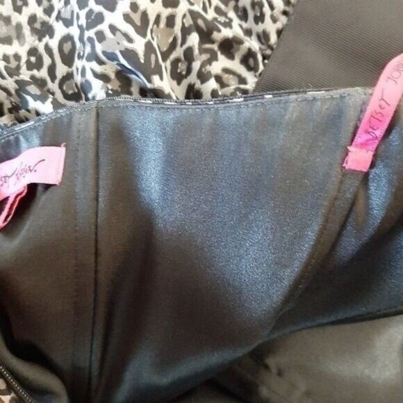 BETSEY JOHNSON / 100% Silk Strapless Cheetah Peplum Fitted Dress Sz 2 - Picture 11 of 16